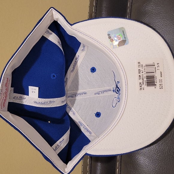 Throwback Colts fitted hat 7 5/8 Mitchell and Ness - Picture 5 of 6